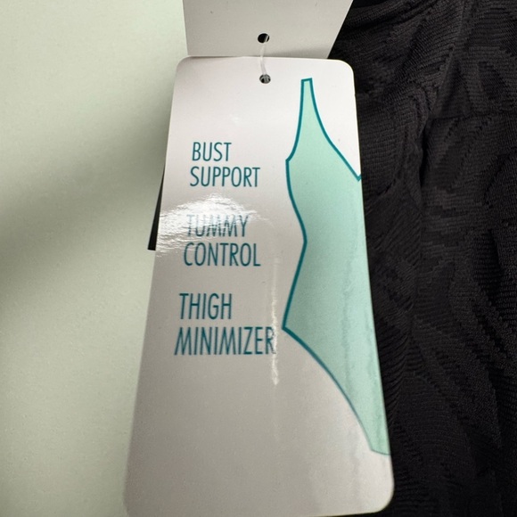 NWT Swim Solutions Women's Tummy-Control Swim Dress Created for Macy's Size 12 - Picture 11 of 12